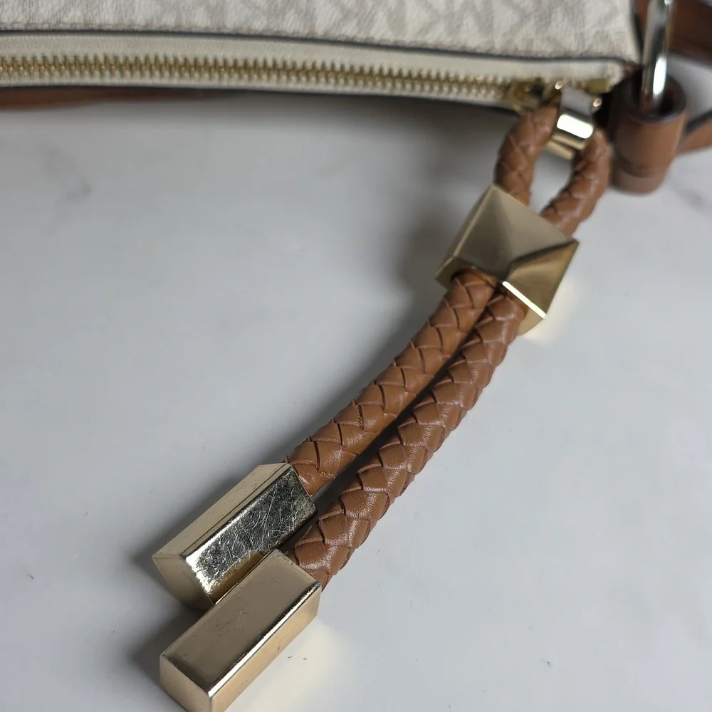 MICHAEL KORS VANILLA TAN‎ LOGO BAG LEXINGTON CROSSBODY SHOULDER PURSE GUC - Picture 7 of 16